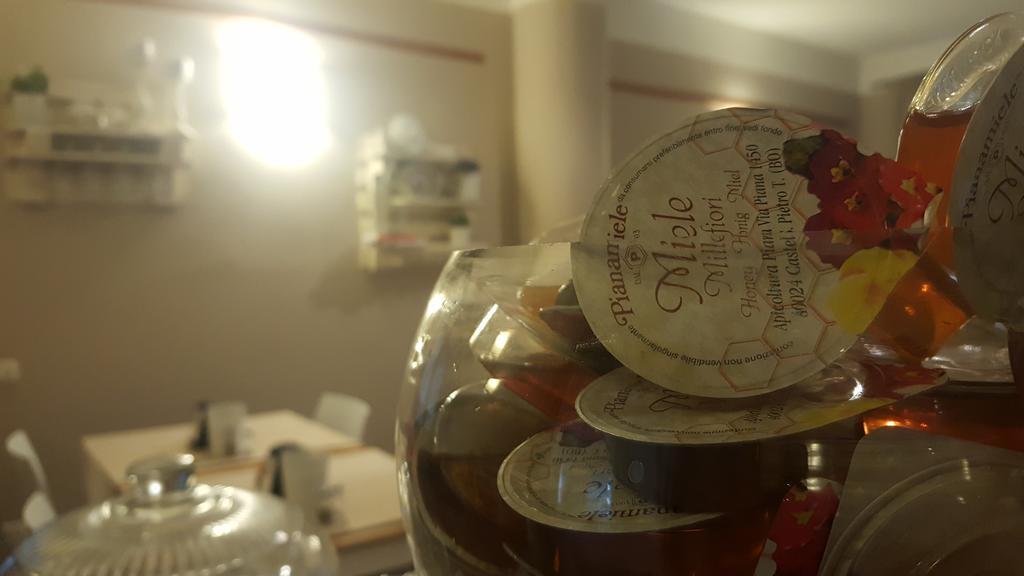 Boutique Hotel Corte Malaspina Кастельнуово-дель-Гарда Екстер'єр фото