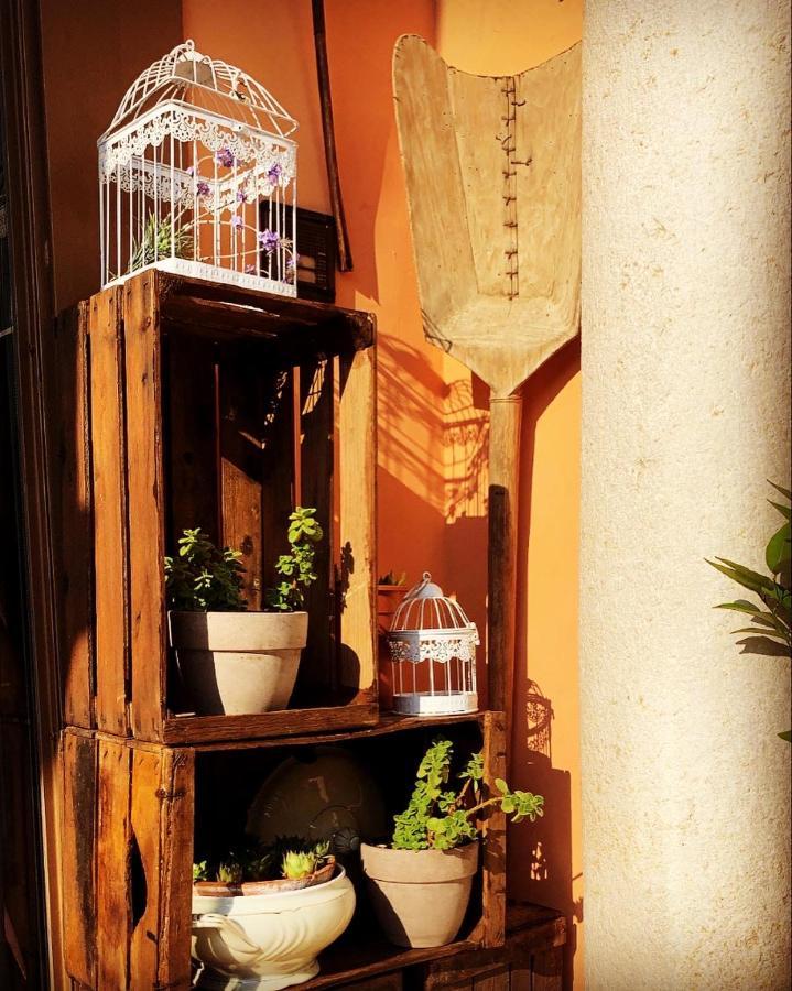 Boutique Hotel Corte Malaspina Кастельнуово-дель-Гарда Екстер'єр фото